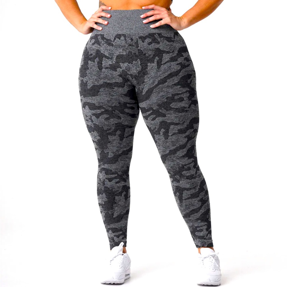 NVGTN grey leggings